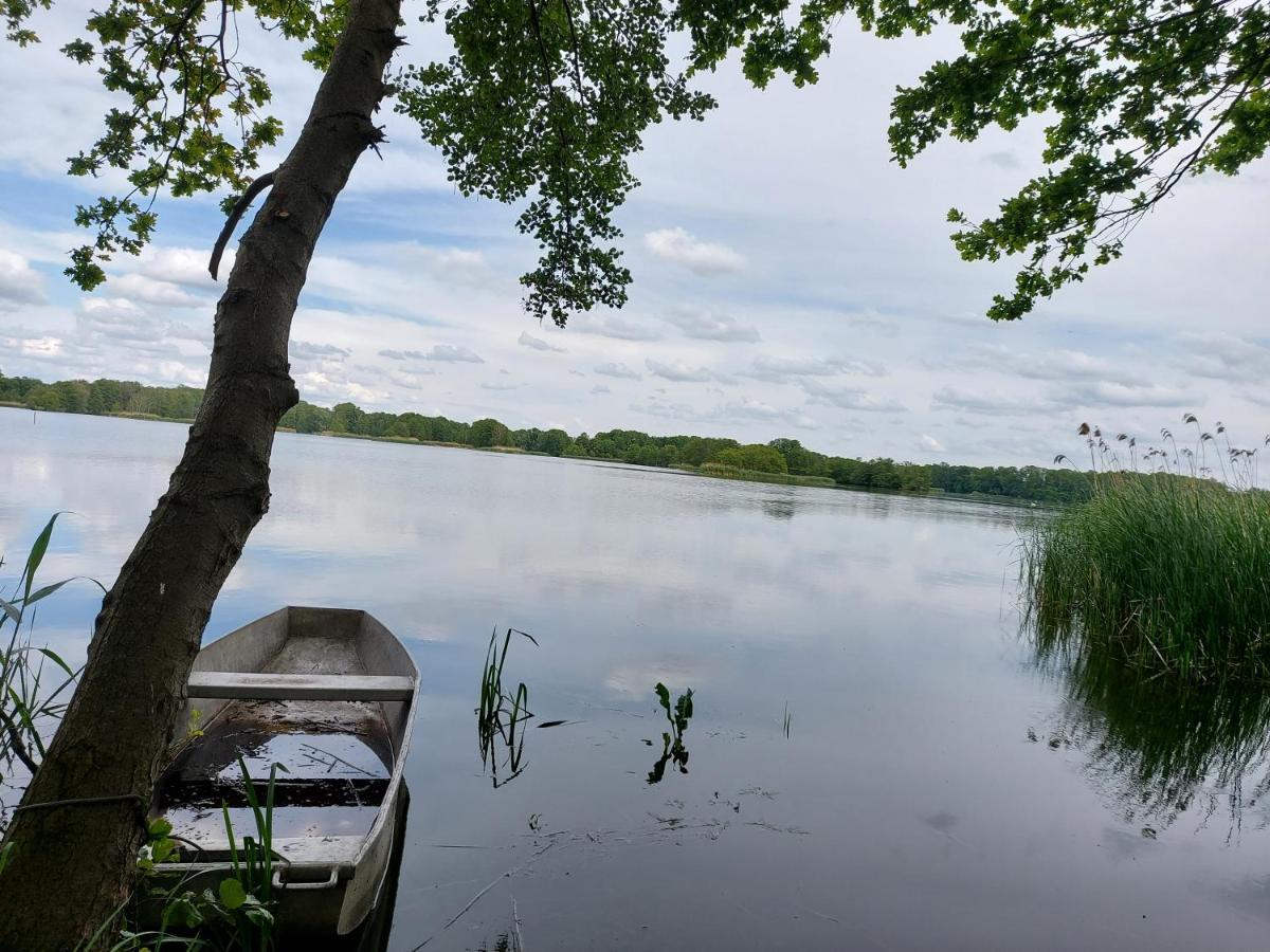 Pensjonat I Restauracja Hubertowka Milicz Buitenkant foto